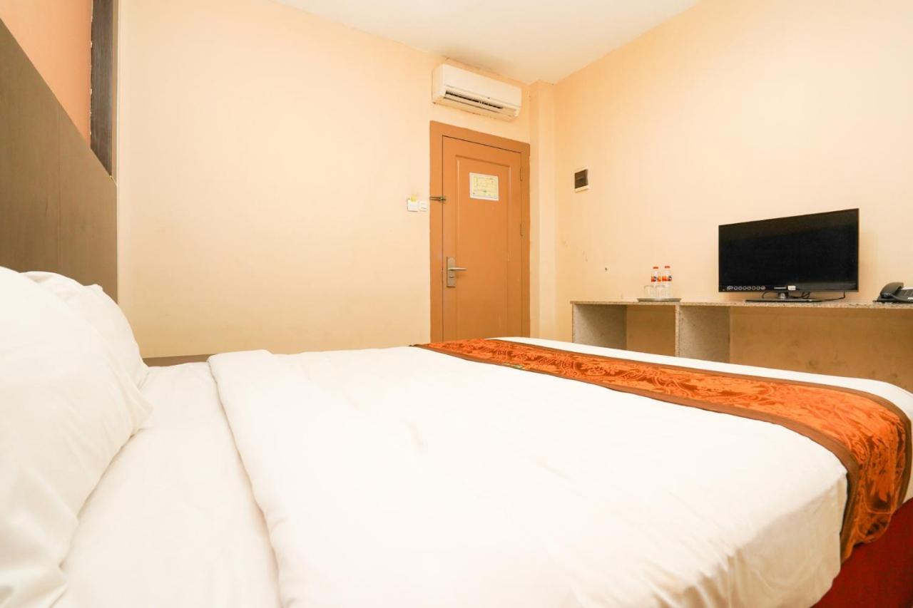 Avi Hotel סוראבאיה מראה חיצוני תמונה