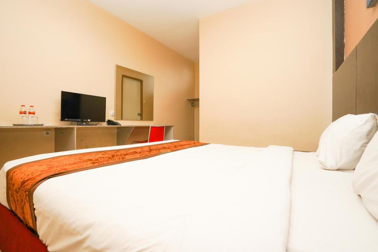 Avi Hotel סוראבאיה מראה חיצוני תמונה